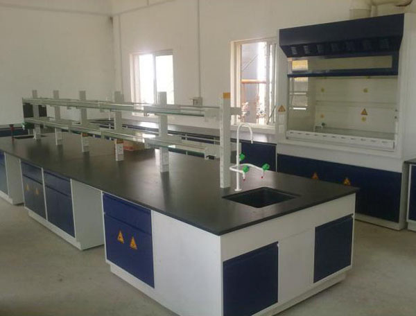 實驗臺臺面應(yīng)該選擇什么樣的材質(zhì)