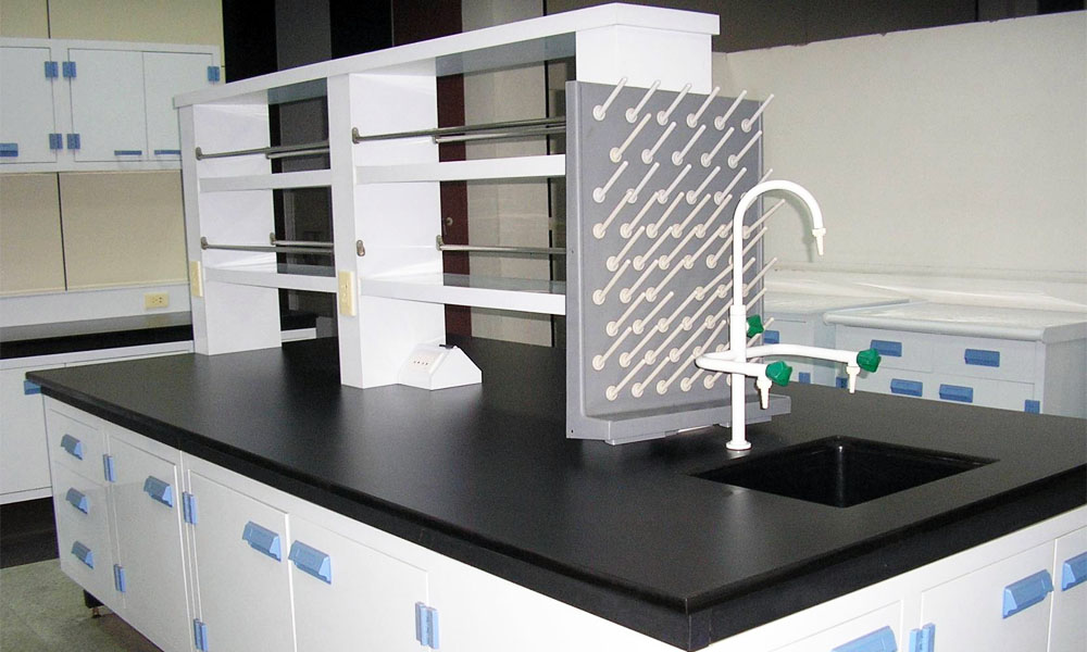 實(shí)驗(yàn)臺(tái)臺(tái)面的材料該如何選擇?