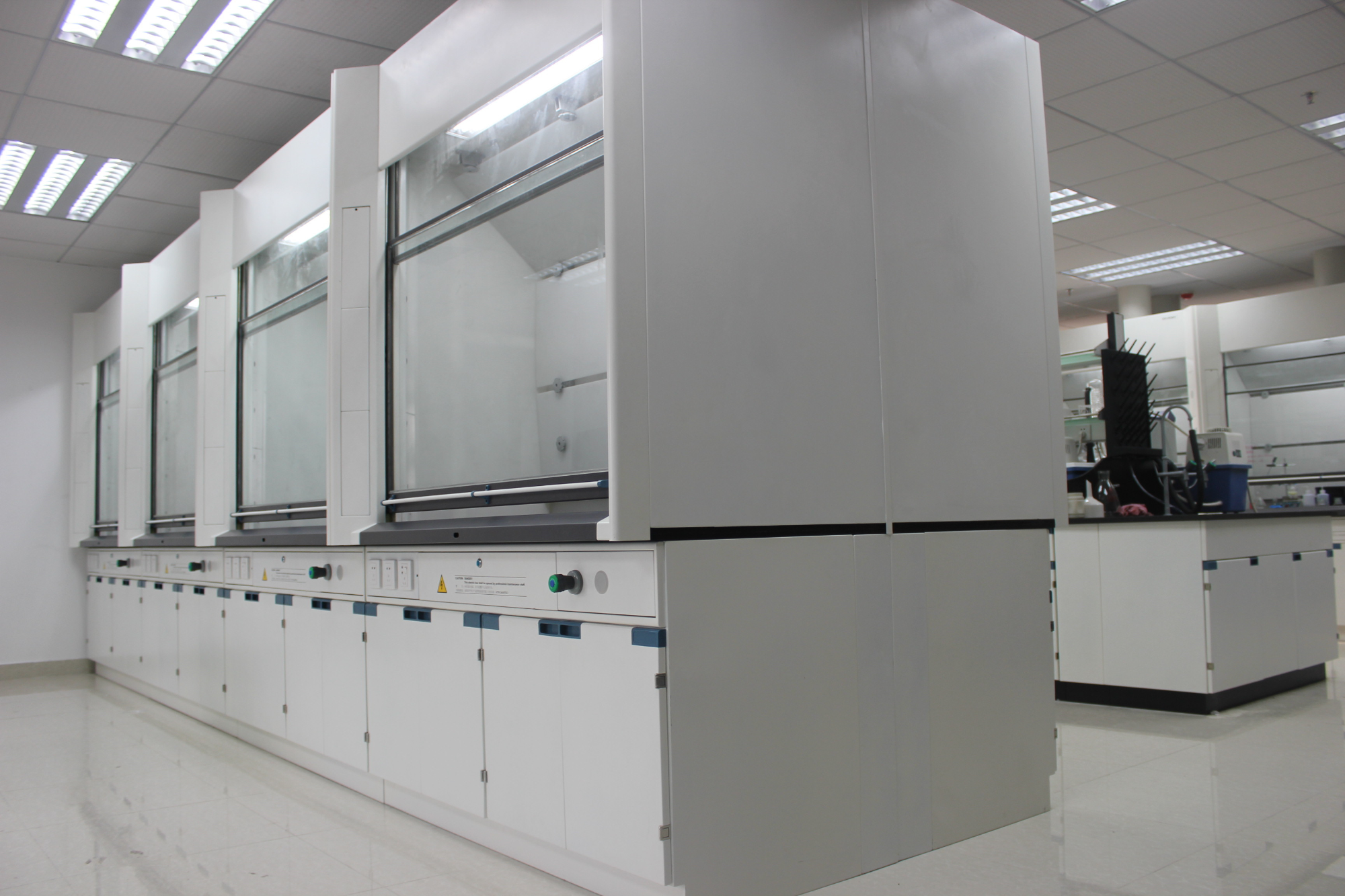 實(shí)驗(yàn)室通風(fēng)系統(tǒng)的安裝步驟