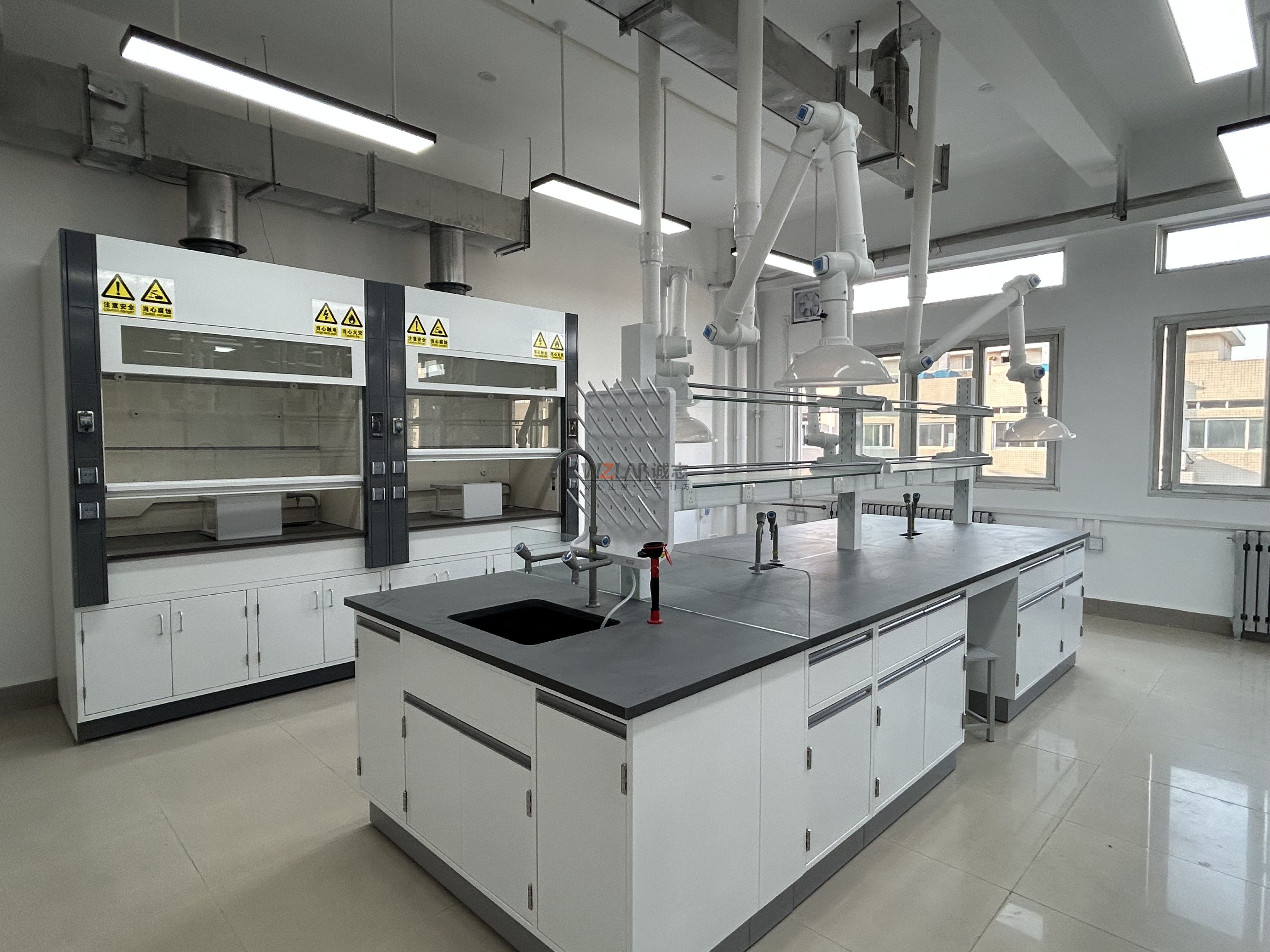 實(shí)驗(yàn)室的通風(fēng)系統(tǒng)如何設(shè)計(jì)