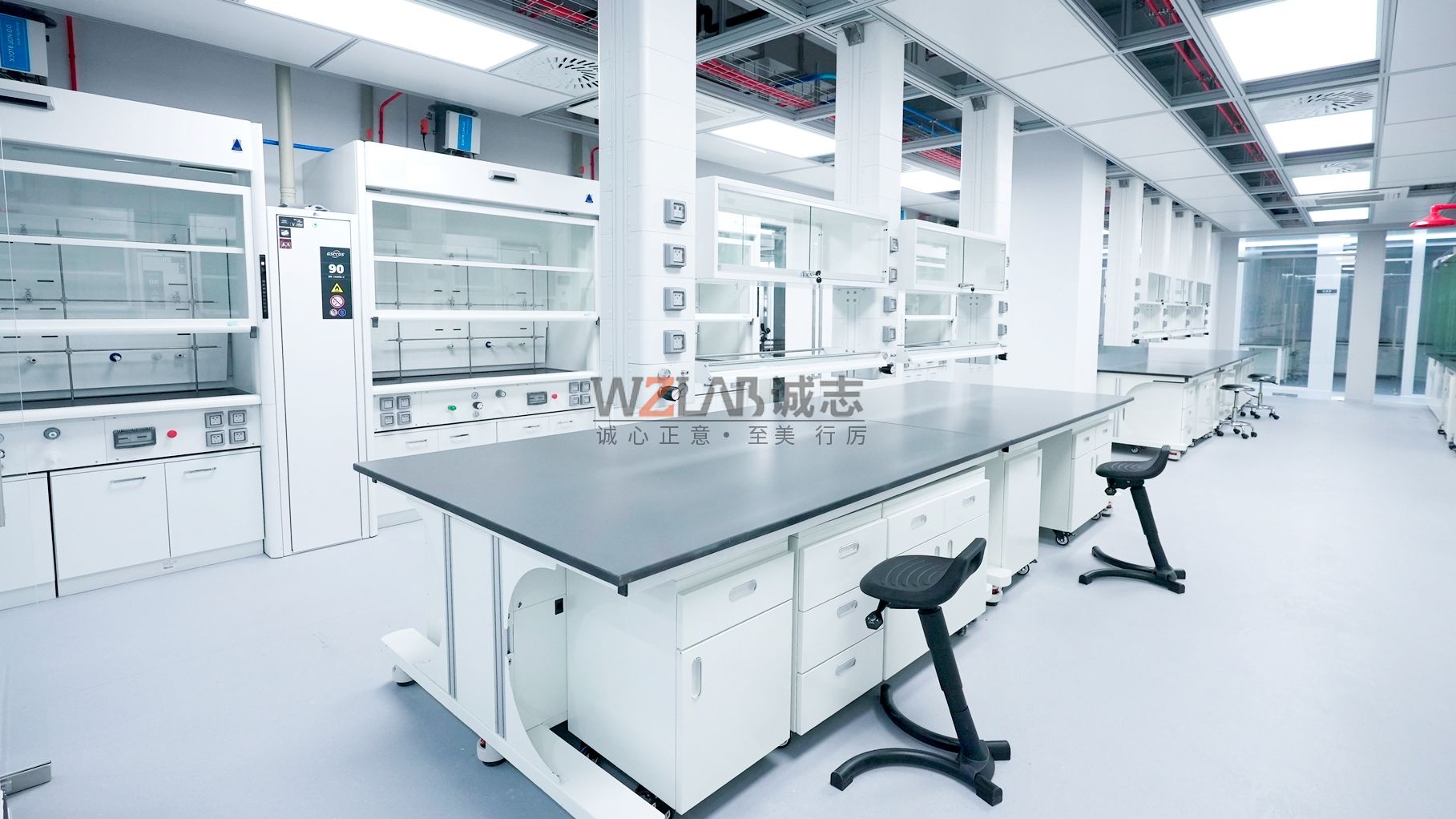 實驗室用水分級標(biāo)準(zhǔn)，實驗室純水系統(tǒng)怎么設(shè)計